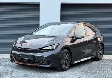 CUPRA BORN 62kwh 150KW KAMERA VYHŘEV TEPELKO 88tkm 2023